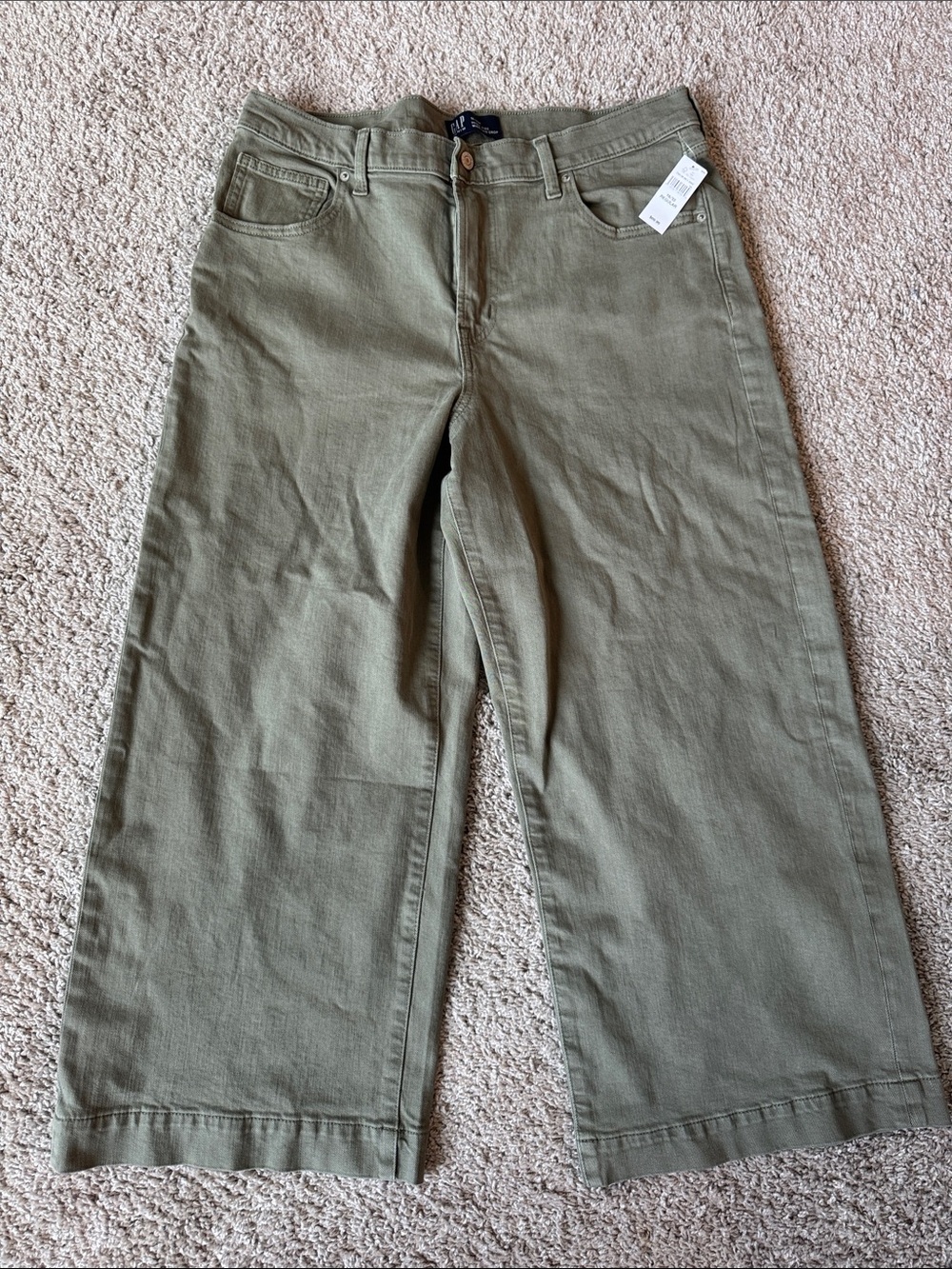 GAP Women's Wide-Leg Jeans in Olive